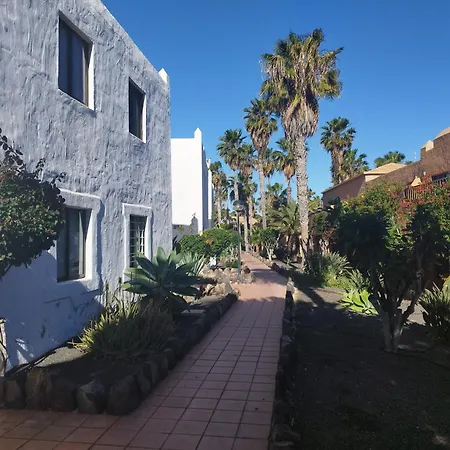 Casa Del Mar Air - Conditioned Apartment With Pool Views - Corralejo Playa Daire